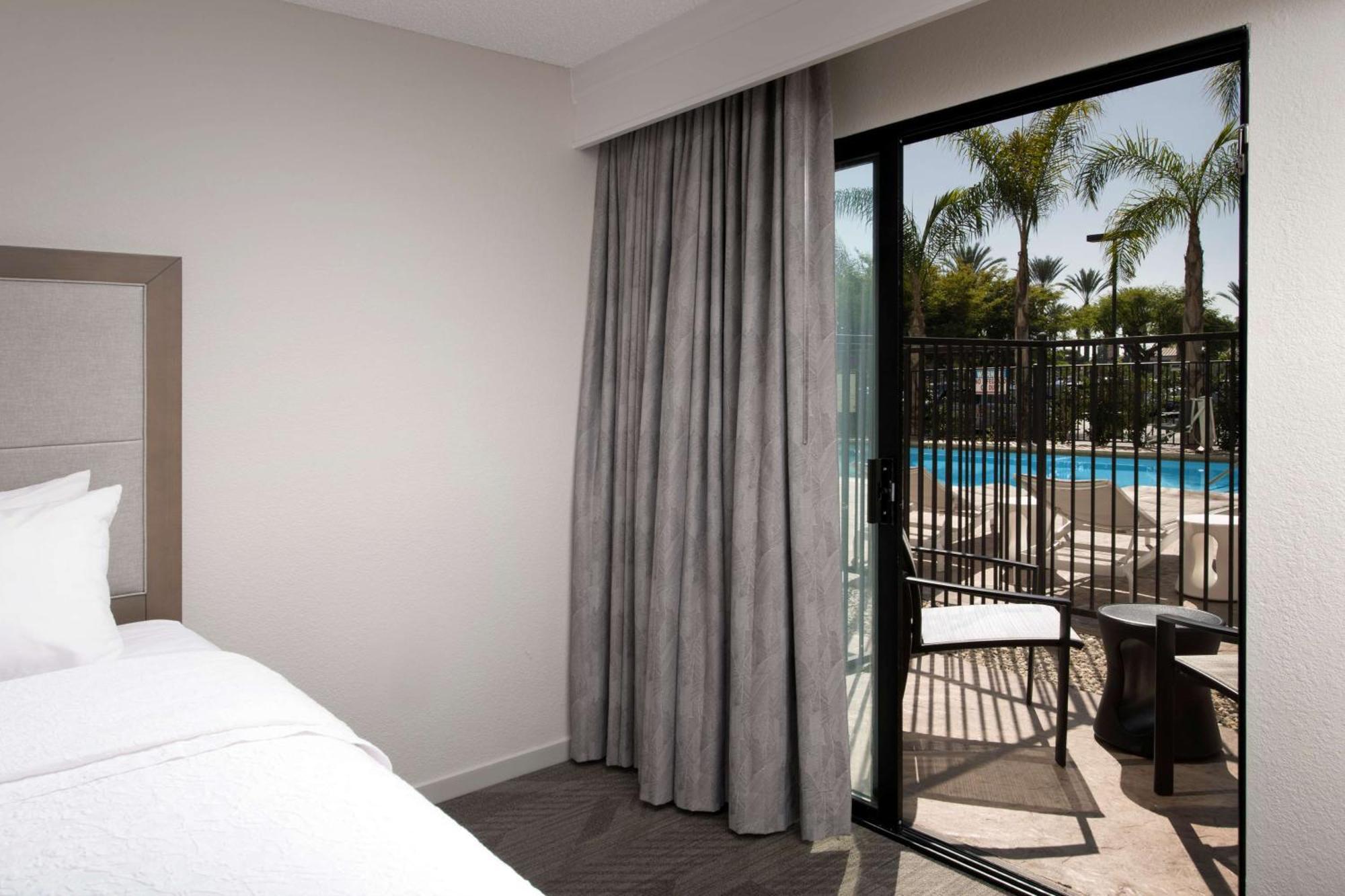 Hampton Inn & Suites Anaheim Garden Grove Esterno foto